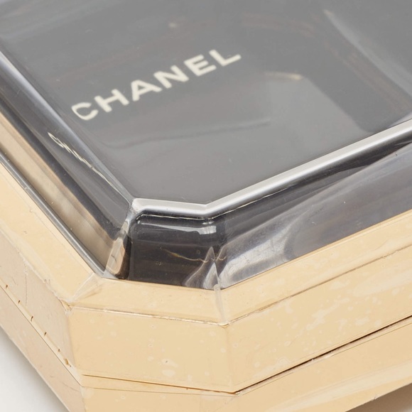 CHANEL RUNWAY BAG - Picture 9 of 13